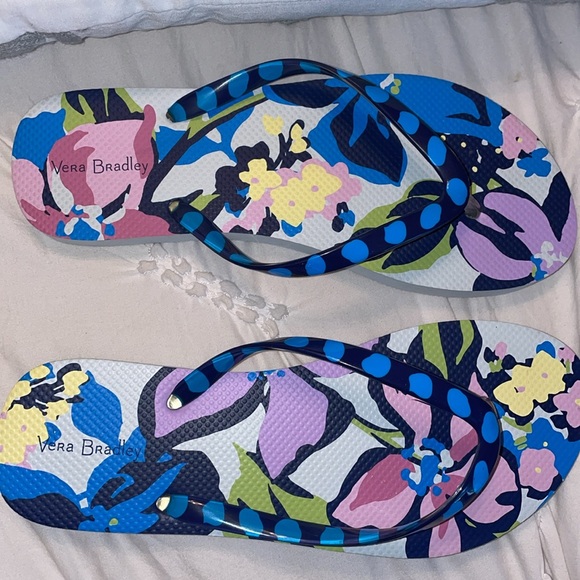 Vera Bradley - size medium 7-8 - flip flops . NWOT - Picture 3 of 12